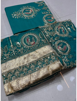 Compact organza 